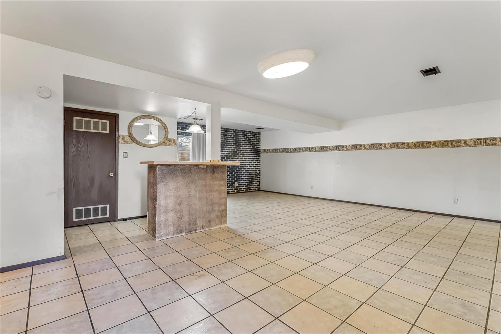2445 Indiancup Drive