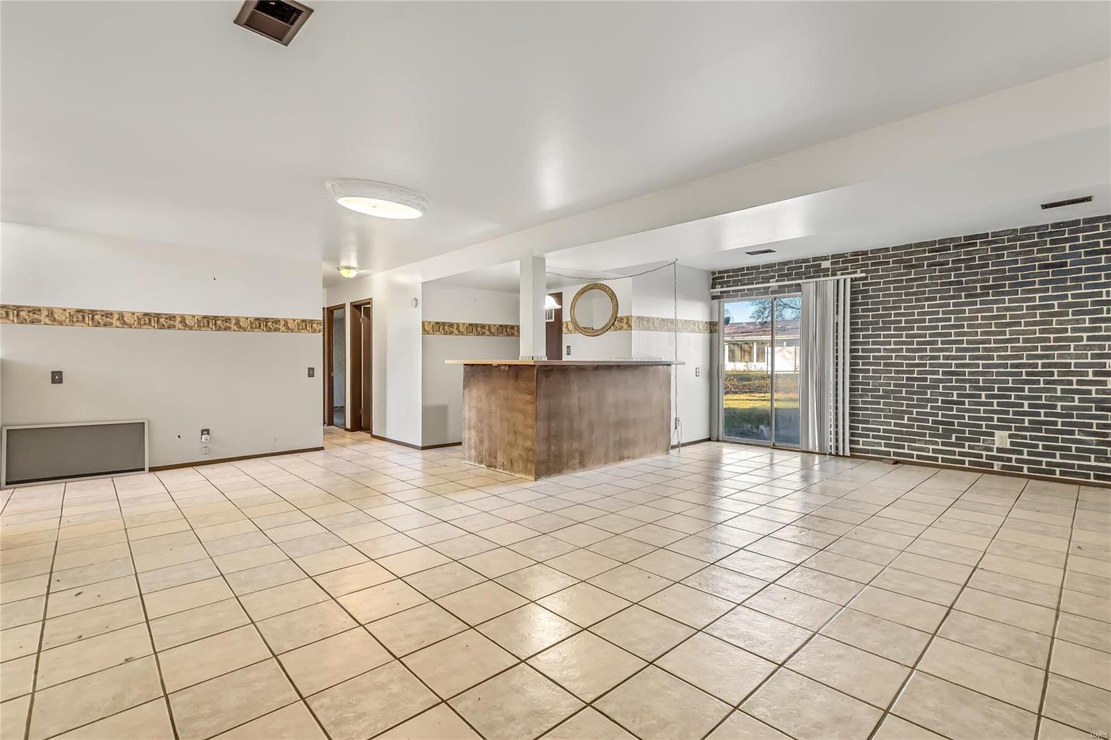 2445 Indiancup Drive