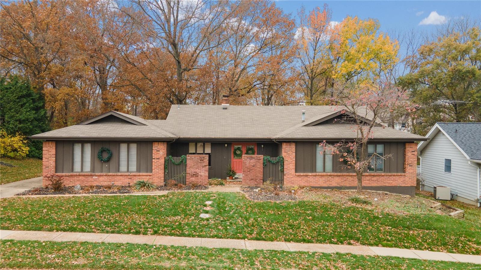 1891 Schoettler Valley Drive