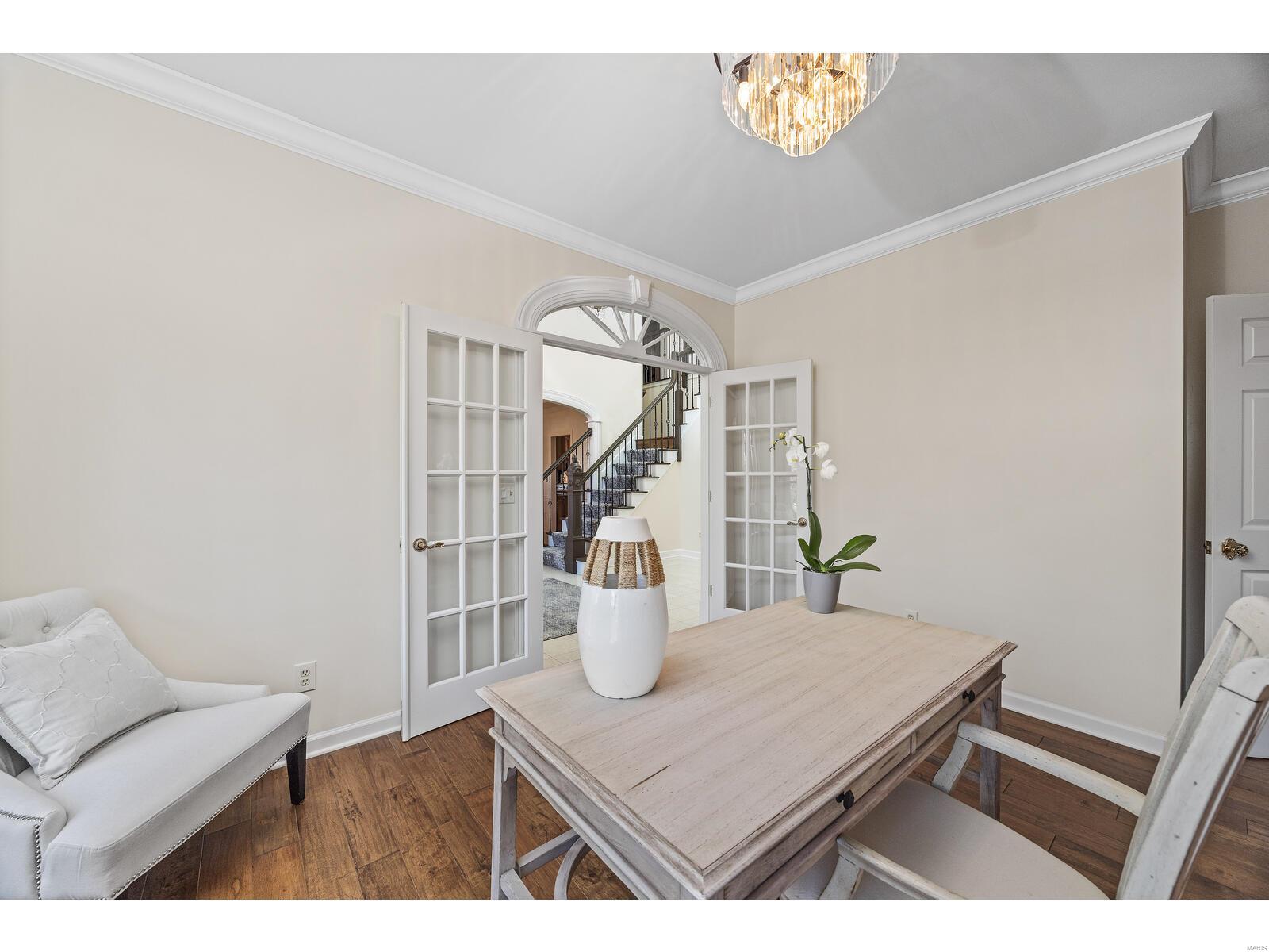 235 Saint Georges Drive