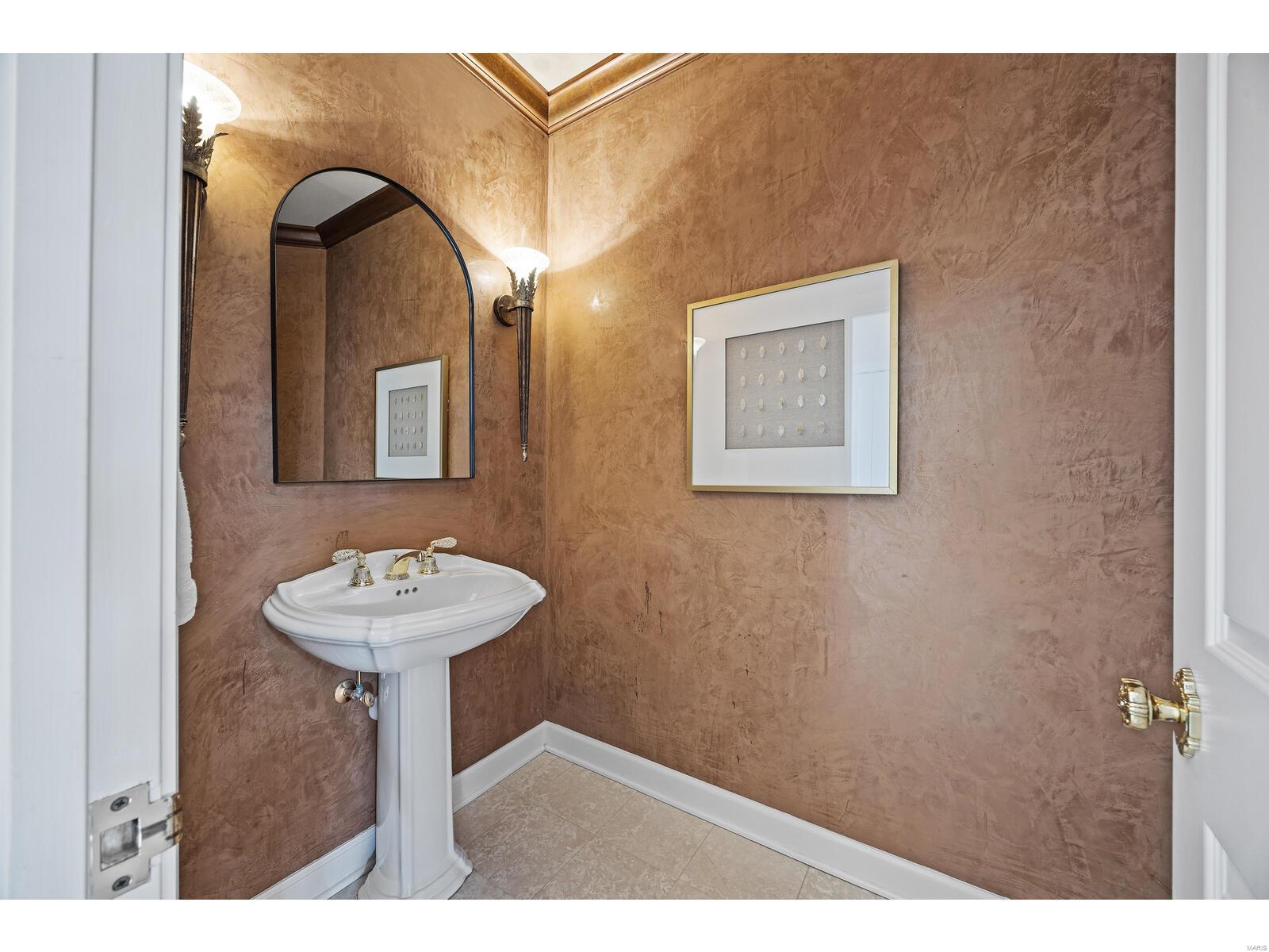 235 Saint Georges Drive