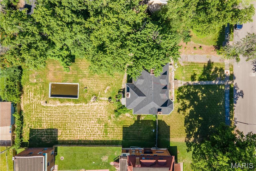 6014 W Cabanne Place