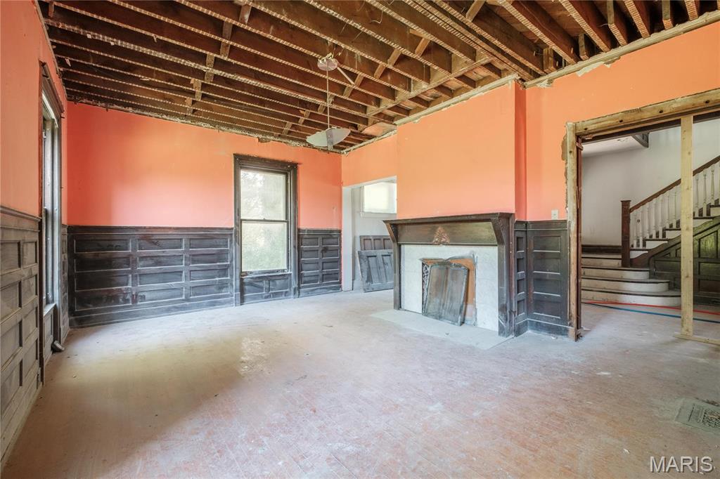 6014 W Cabanne Place