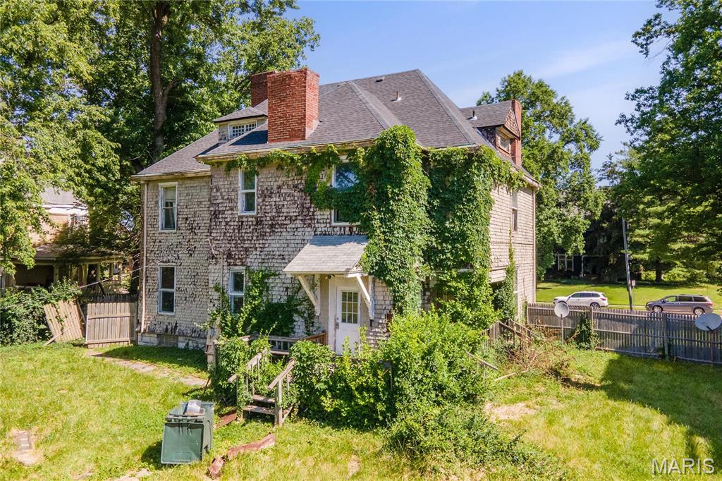 6014 W Cabanne Place