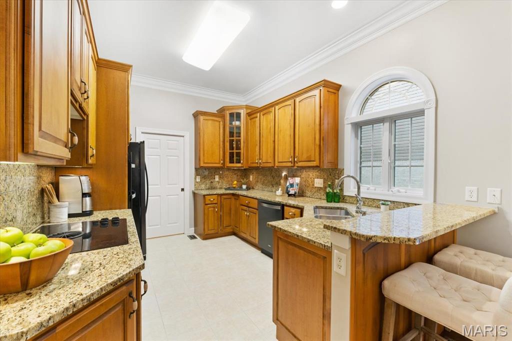 932 Chesterfield Villas Circle