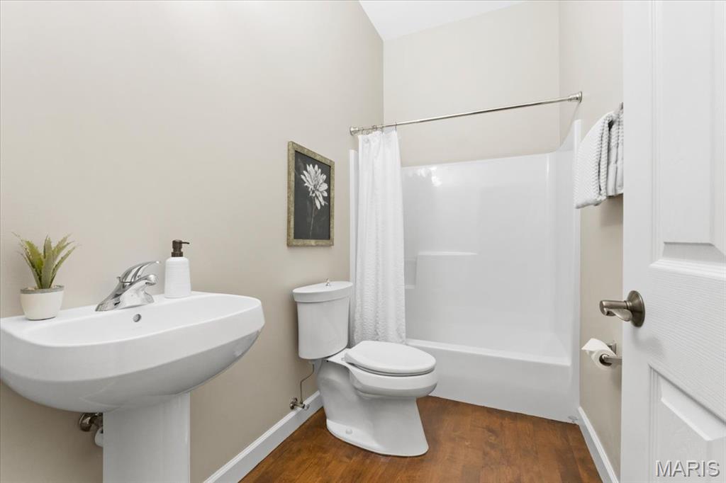 932 Chesterfield Villas Circle