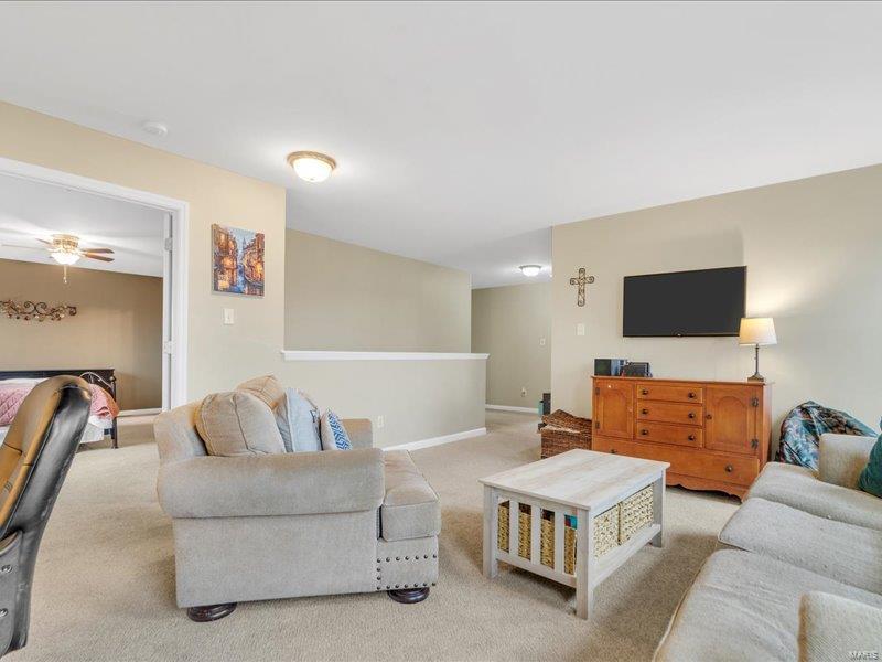 42 Country Stone Court