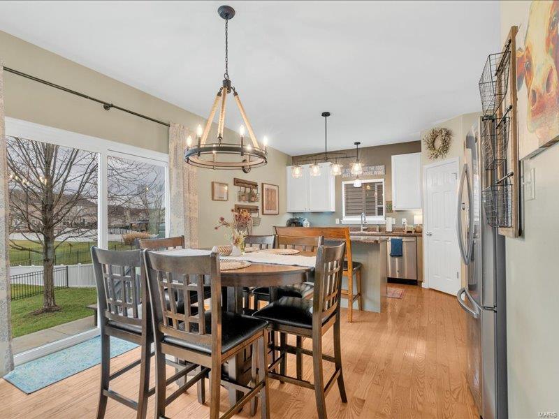 42 Country Stone Court