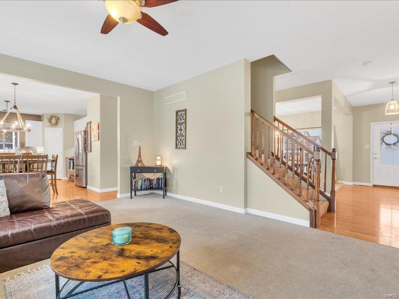 42 Country Stone Court