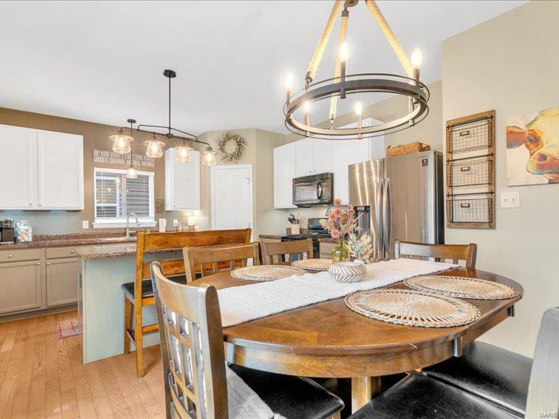 42 Country Stone Court