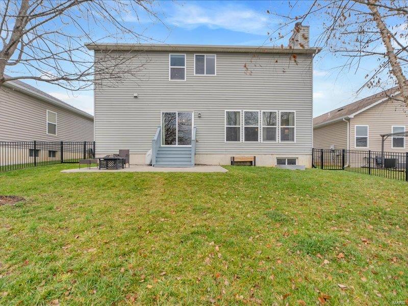 42 Country Stone Court