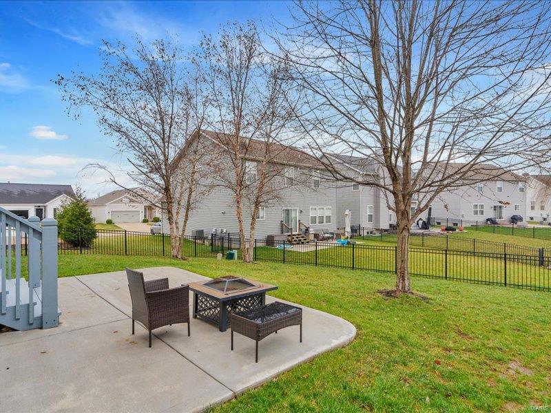 42 Country Stone Court