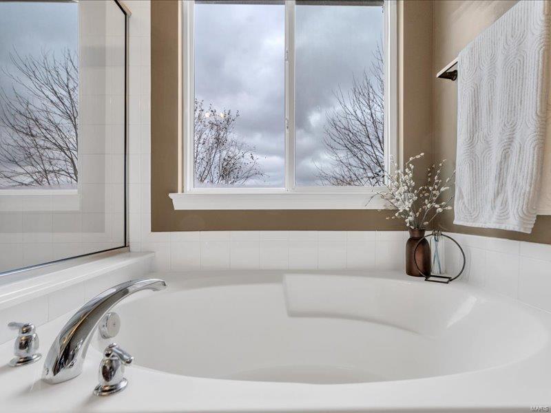 42 Country Stone Court