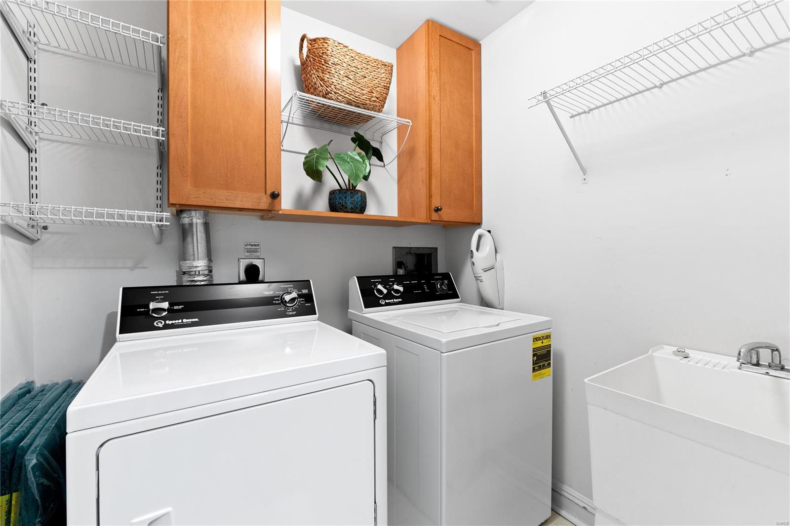 125 E Clinton Place Unit: 1A