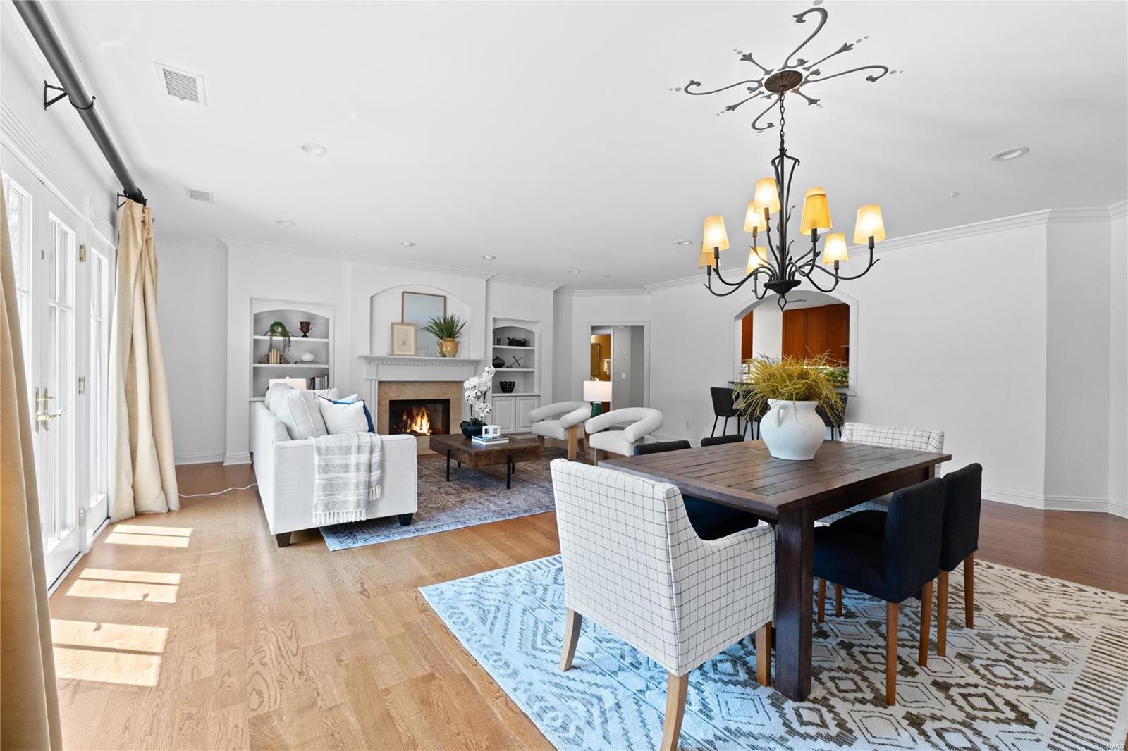 125 E Clinton Place Unit: 1A