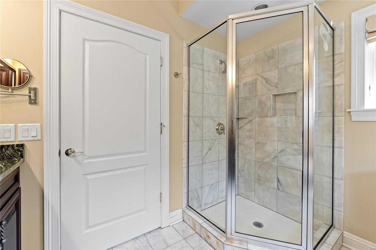 125 E Clinton Place Unit: 1A