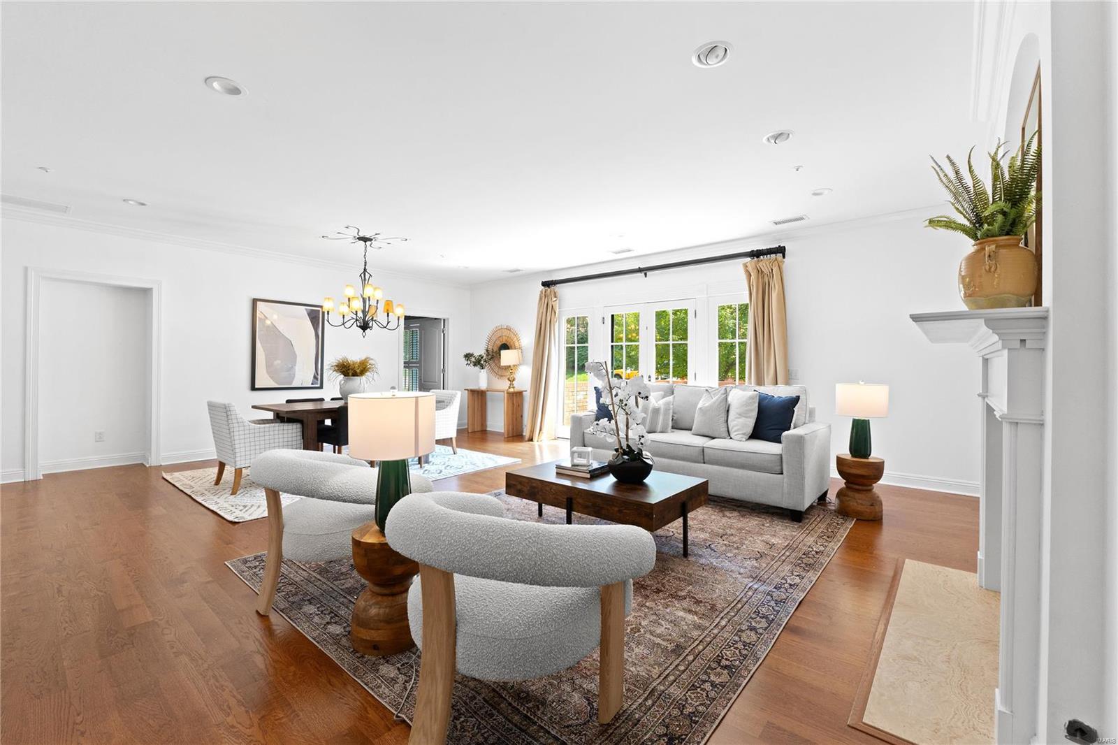 125 E Clinton Place Unit: 1A