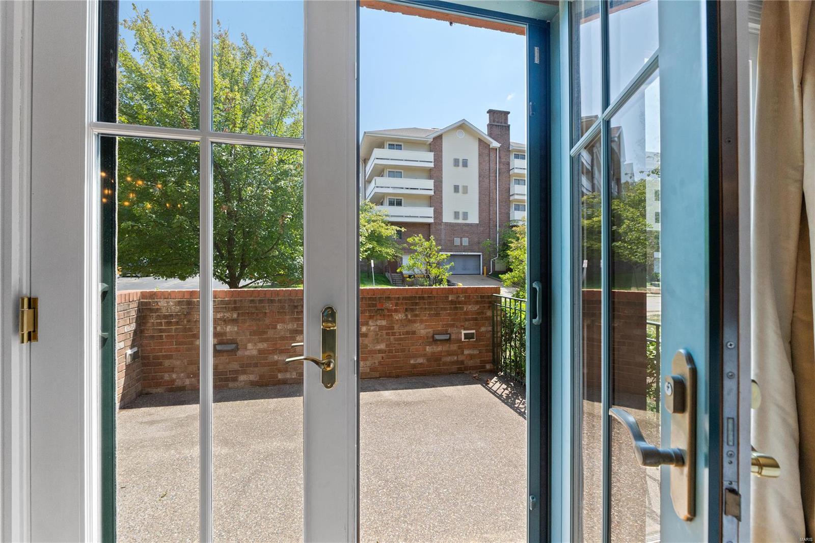 125 E Clinton Place Unit: 1A