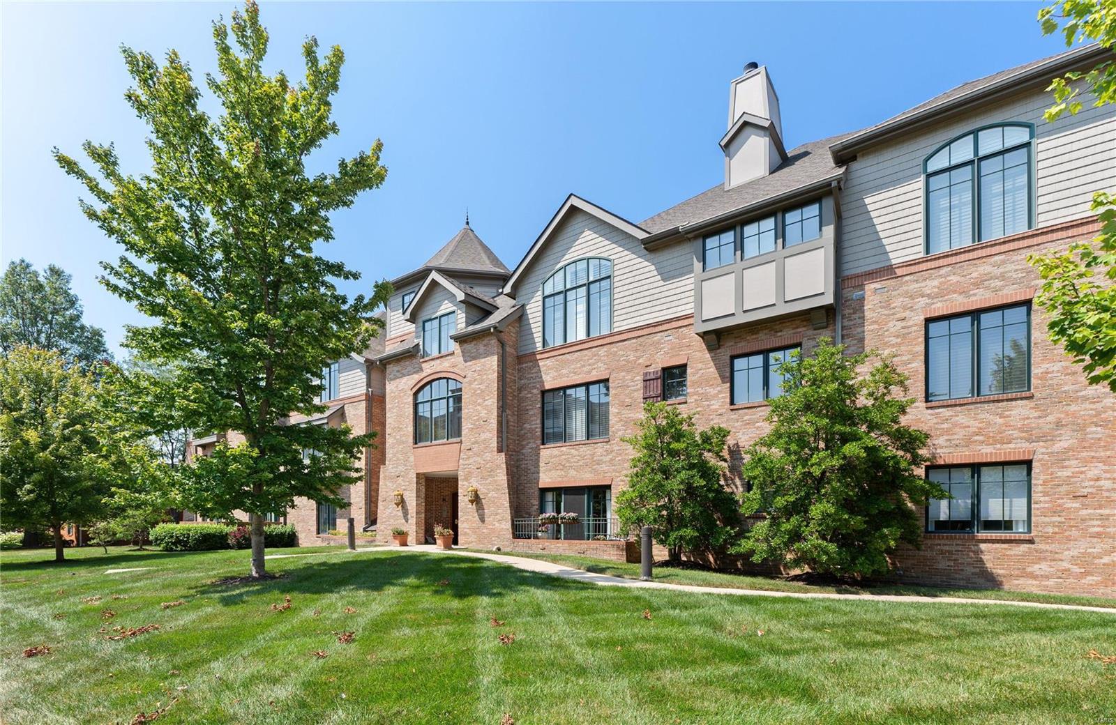 125 E Clinton Place Unit: 1A