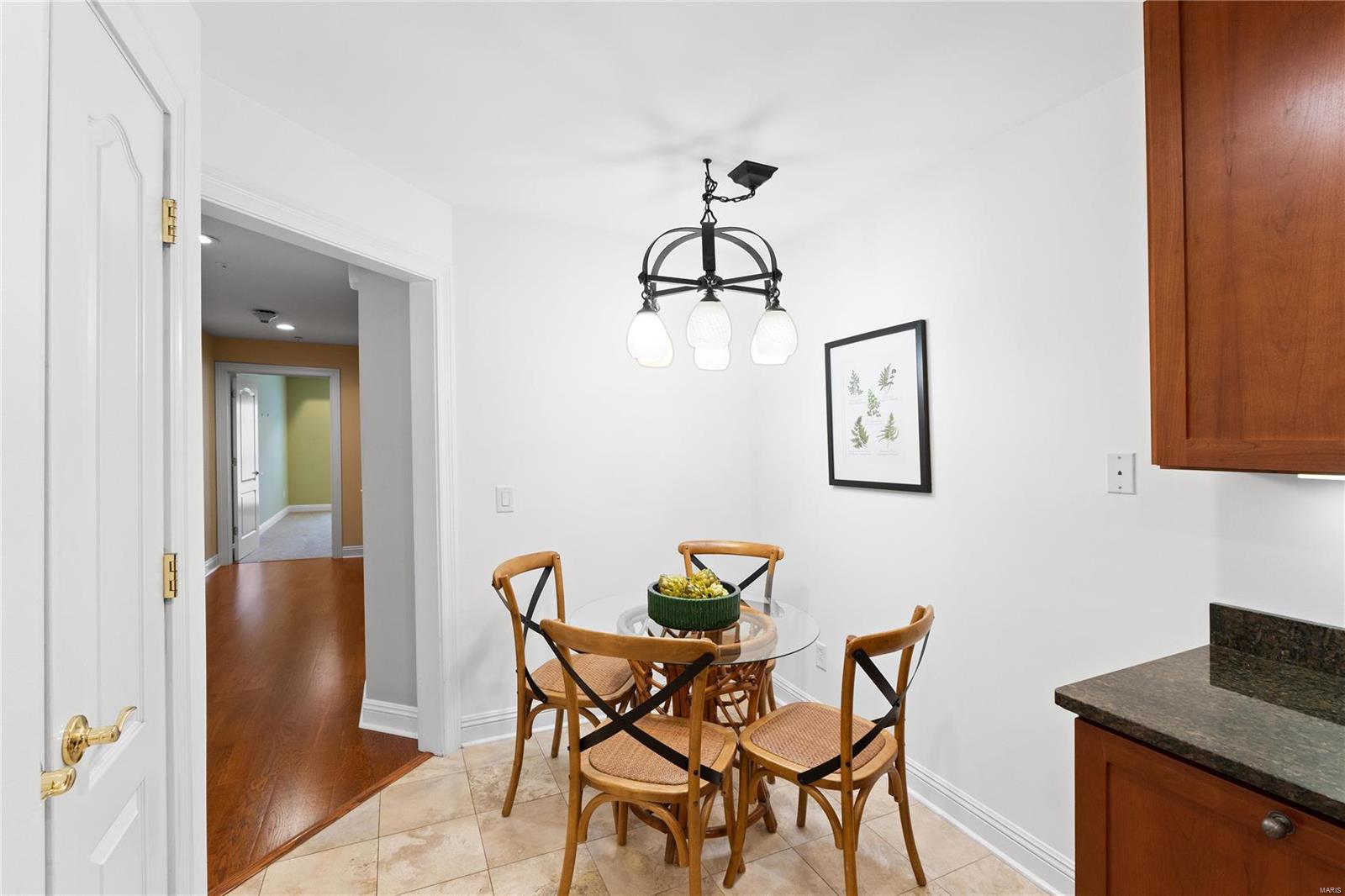 125 E Clinton Place Unit: 1A