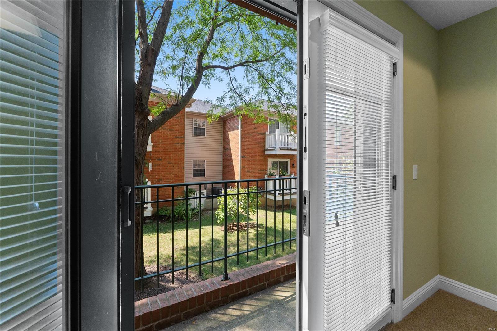 125 E Clinton Place Unit: 1A