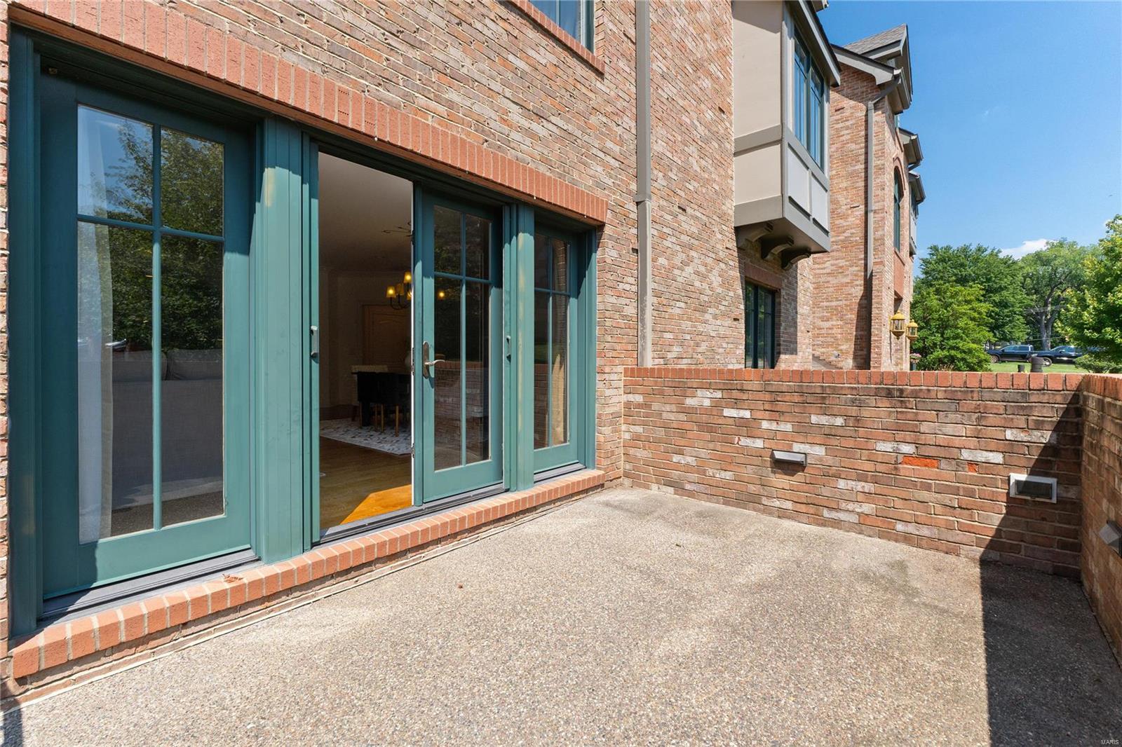 125 E Clinton Place Unit: 1A