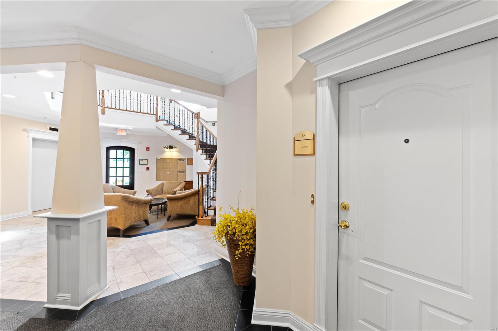 125 E Clinton Place Unit: 1A