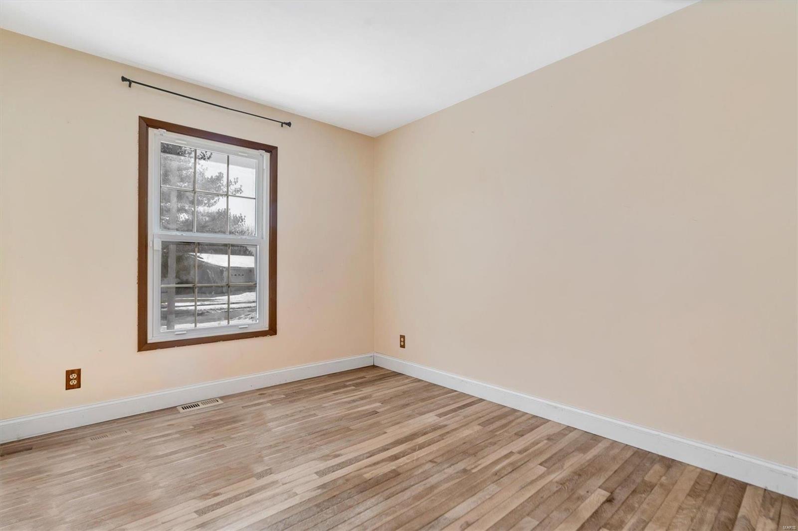 1465 El Centro Drive