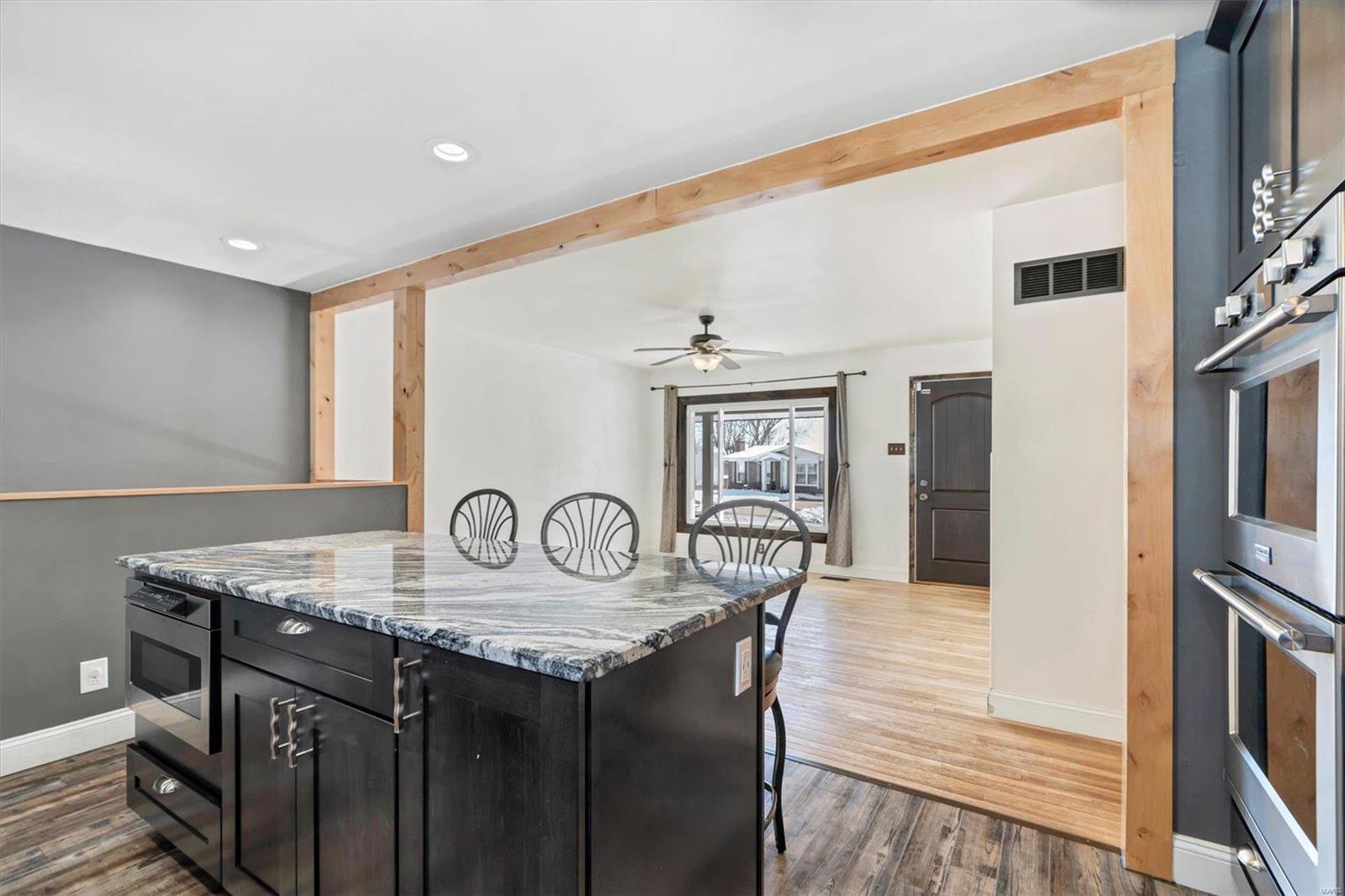 1465 El Centro Drive