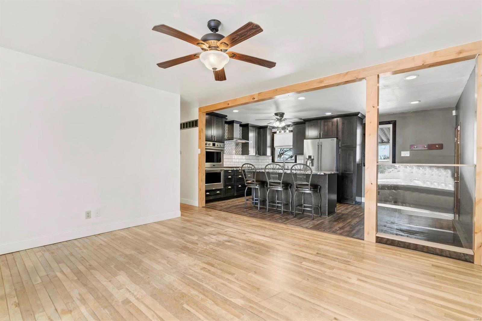 1465 El Centro Drive