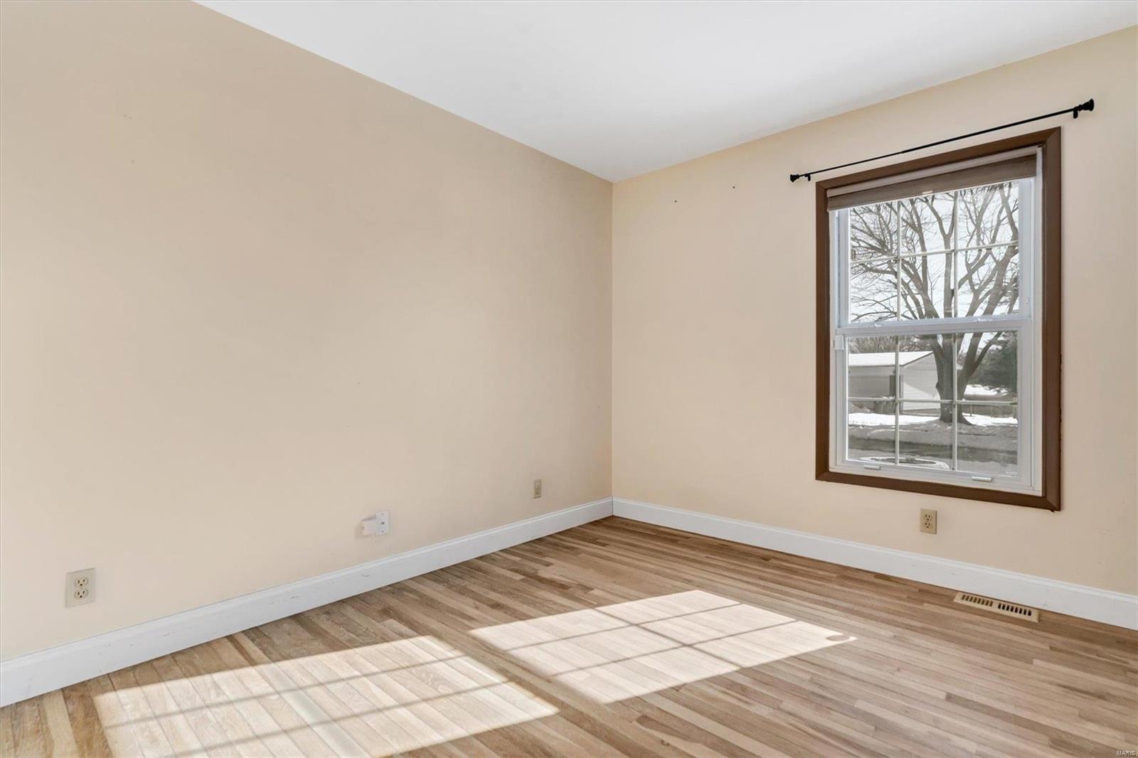 1465 El Centro Drive