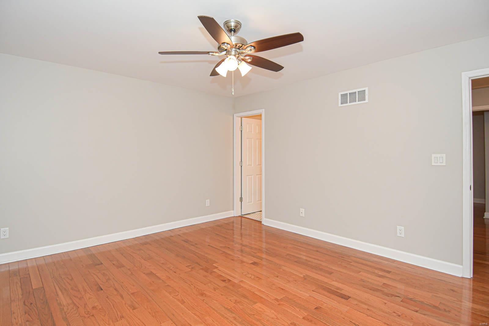 567 Woodhill Estates