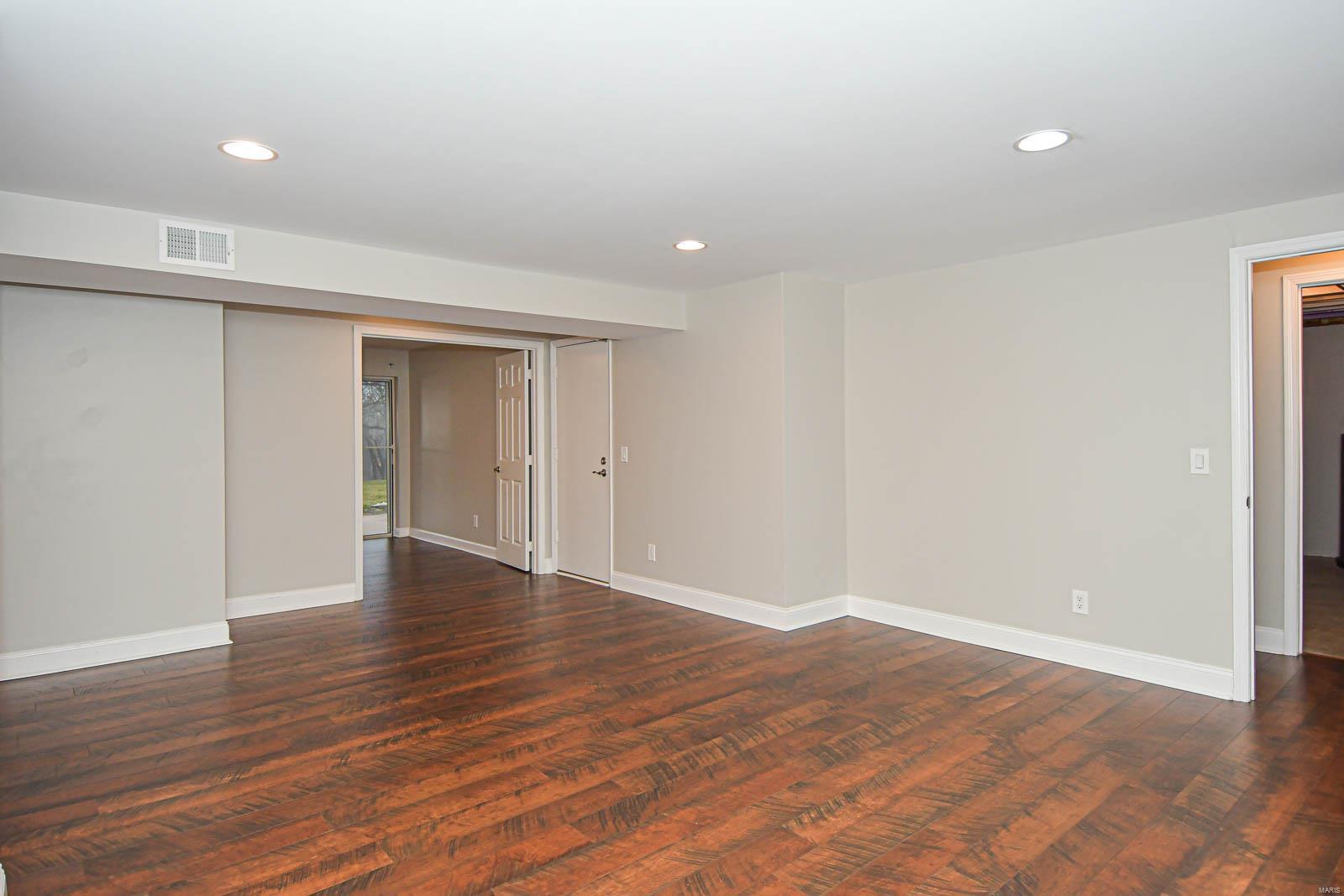 567 Woodhill Estates