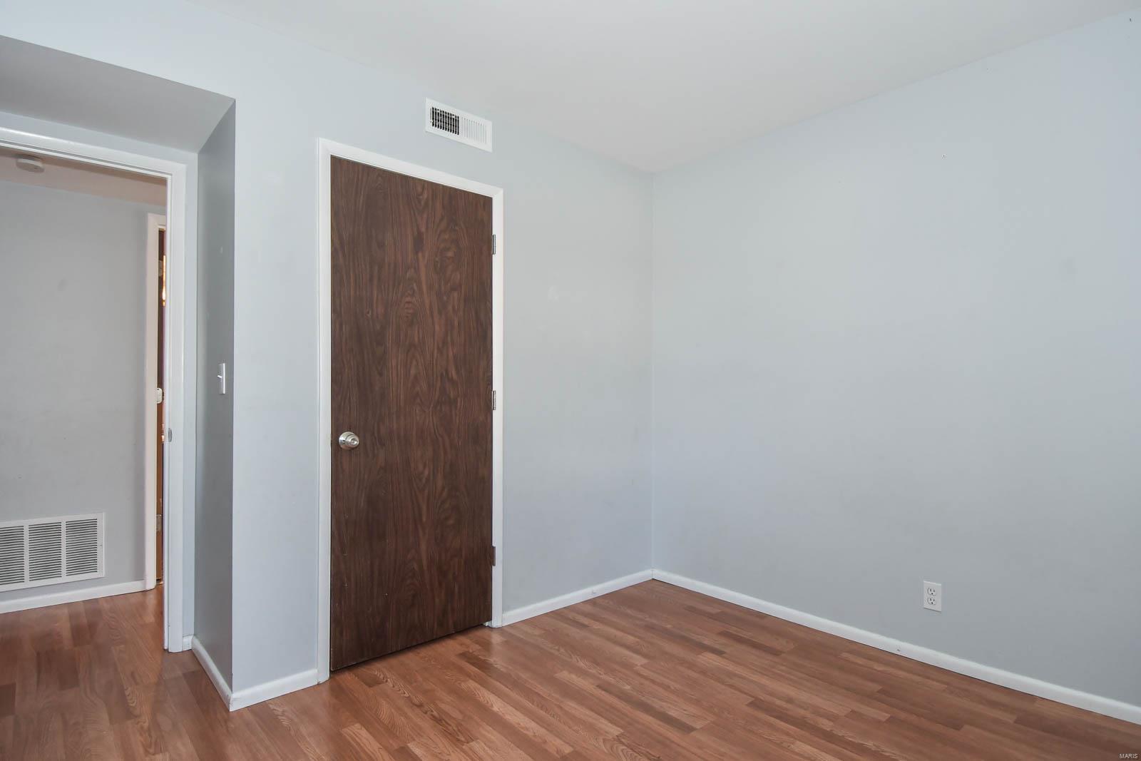 10221 Squire Meadows Unit: B