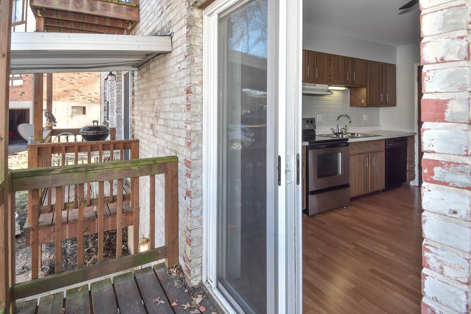 10221 Squire Meadows Unit: B