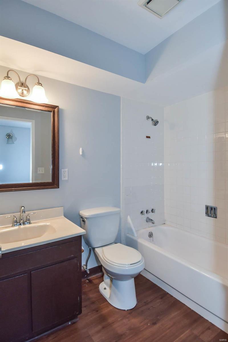 10221 Squire Meadows Unit: B