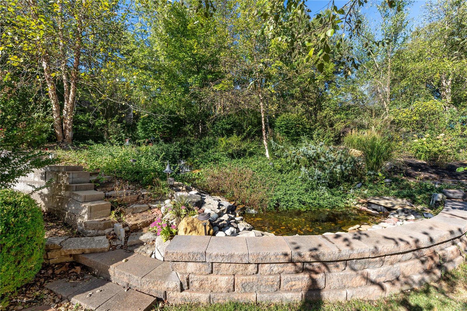 1715 Mason Knoll Road