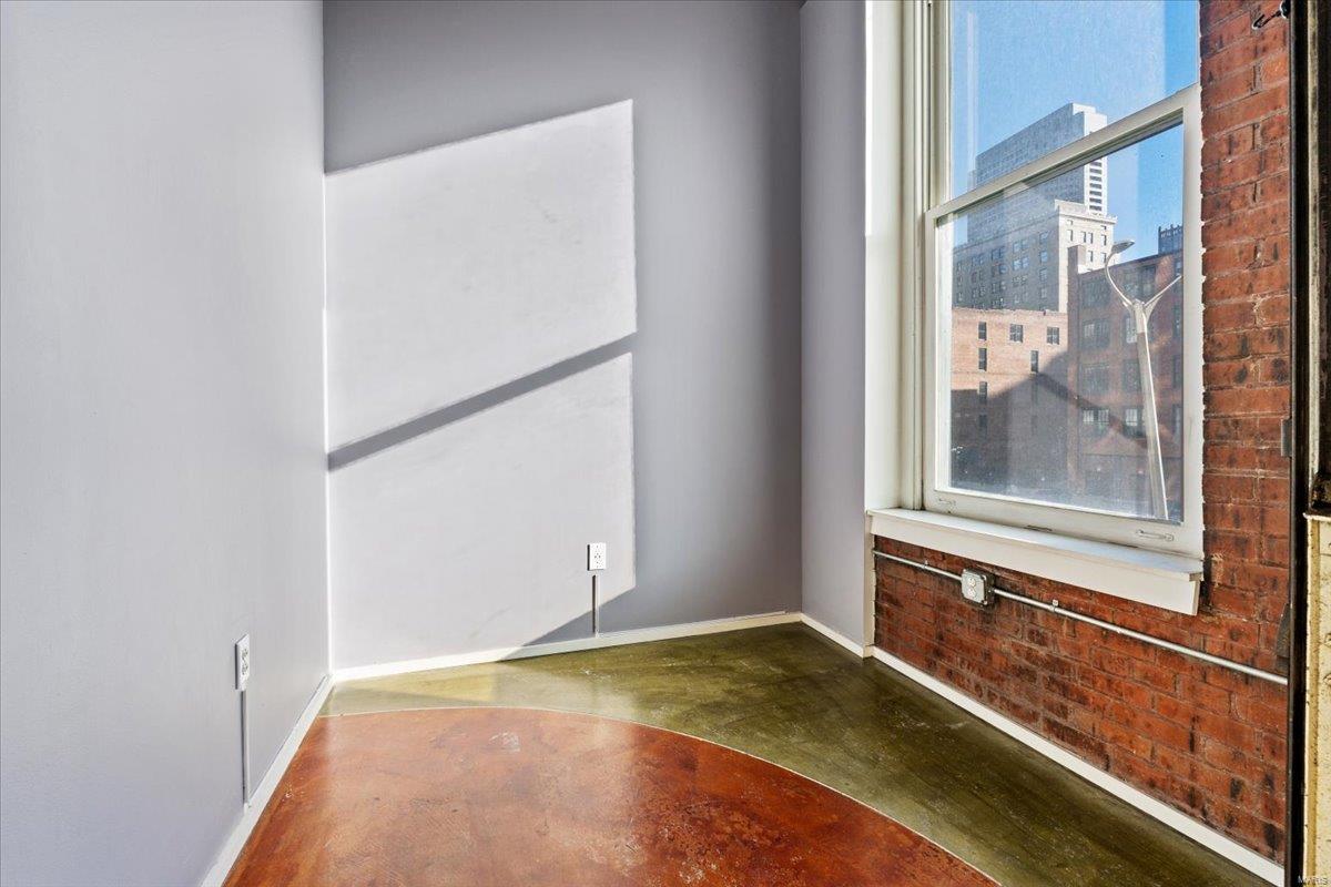 1136 Washington Avenue Unit: 209