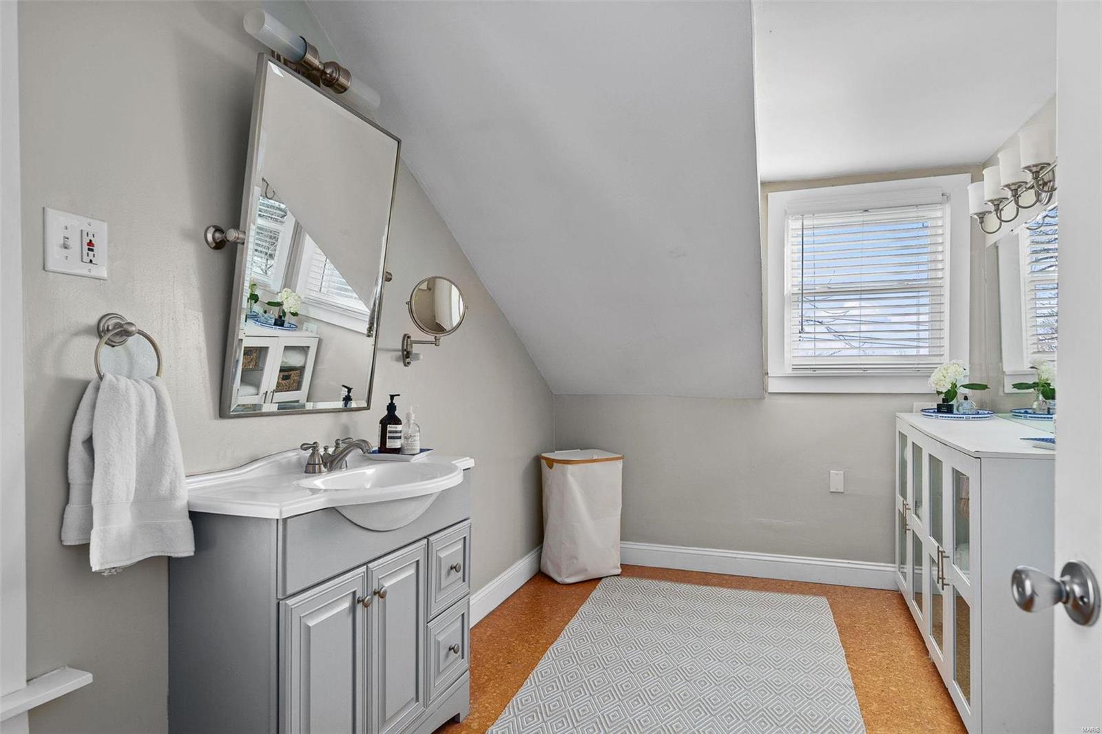 1717 Bellevue Avenue