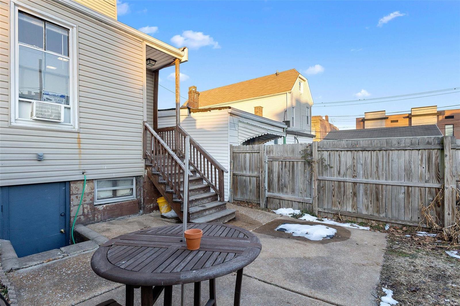5406 Magnolia Avenue