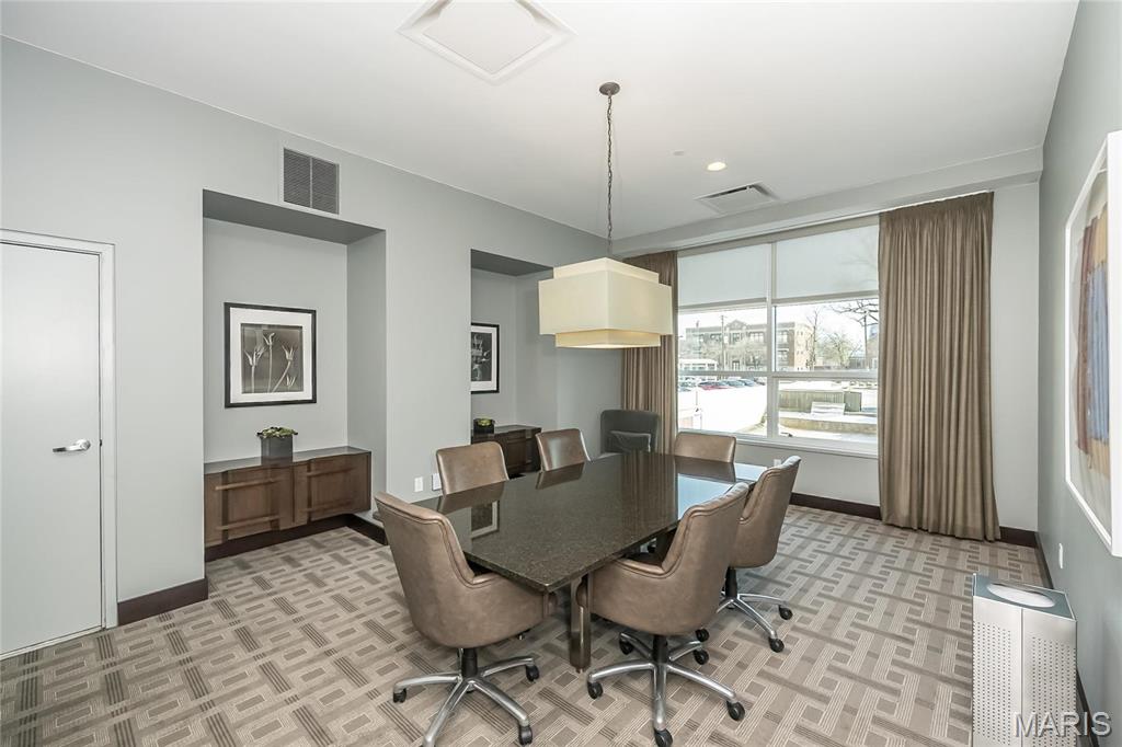 8025 Maryland Avenue Unit: 5G