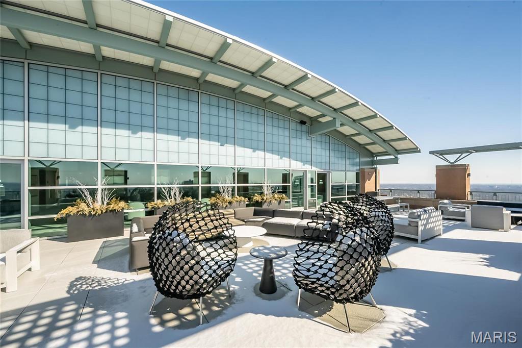 8025 Maryland Avenue Unit: 5G