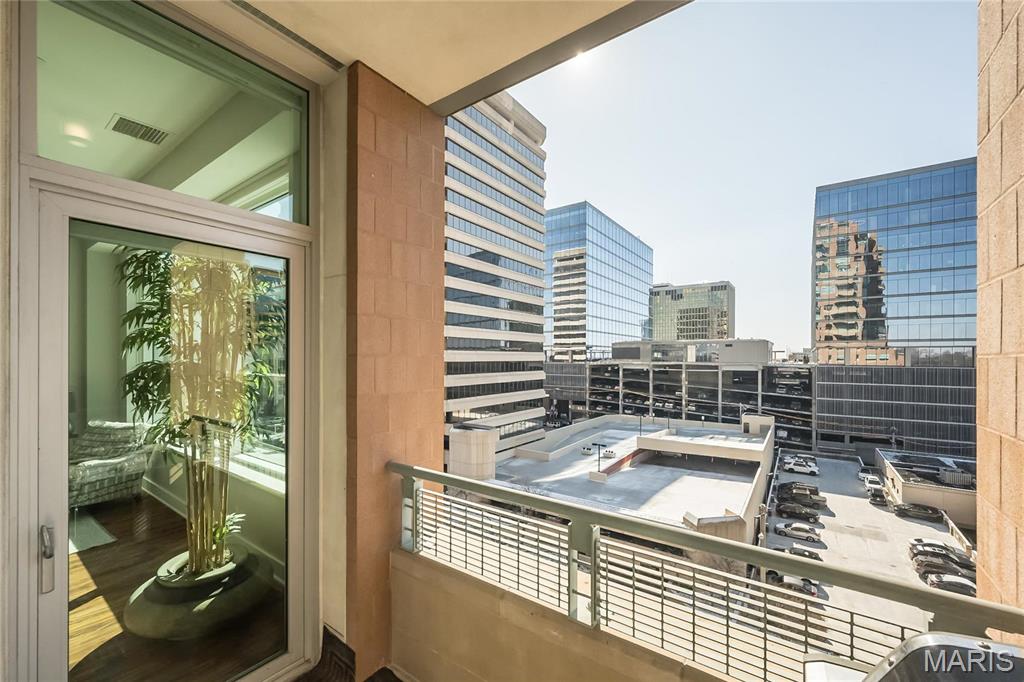 8025 Maryland Avenue Unit: 5G