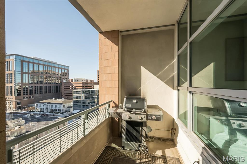 8025 Maryland Avenue Unit: 5G