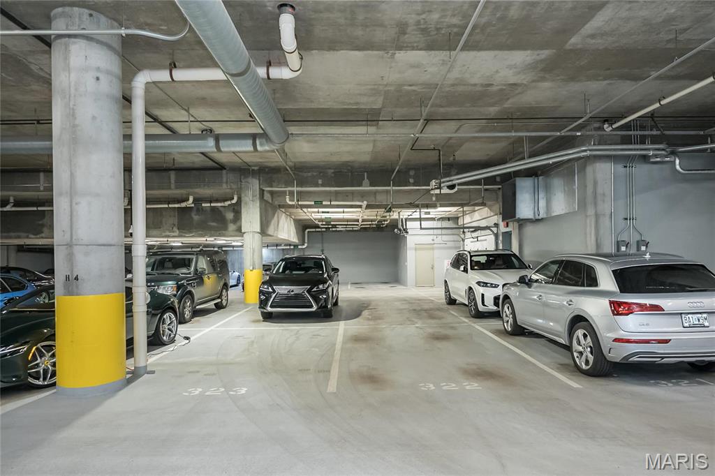 8025 Maryland Avenue Unit: 5G