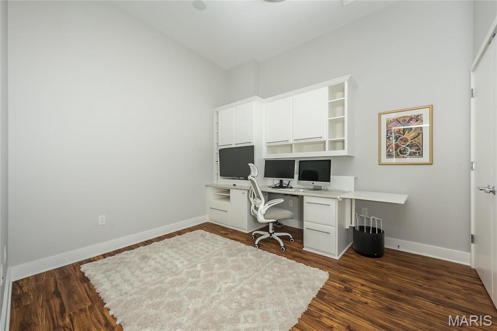 8025 Maryland Avenue Unit: 5G