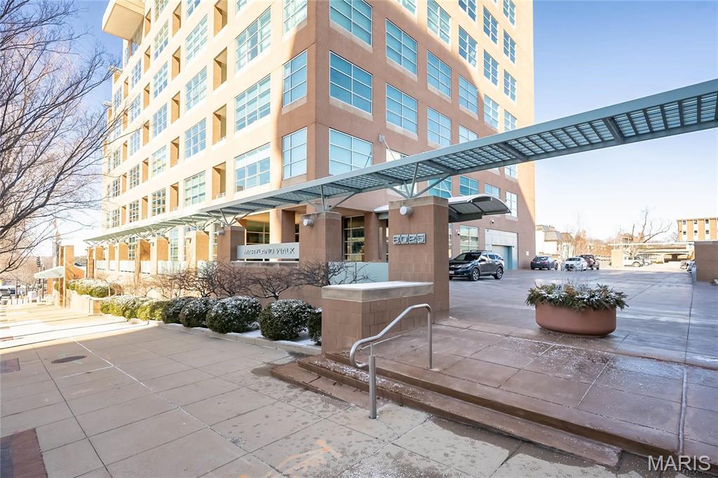 8025 Maryland Avenue Unit: 5G