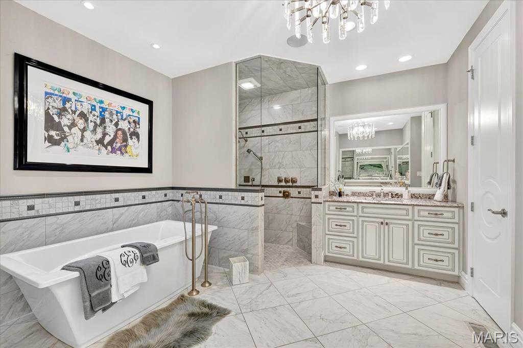 295 Meadowbrook Country Club Est