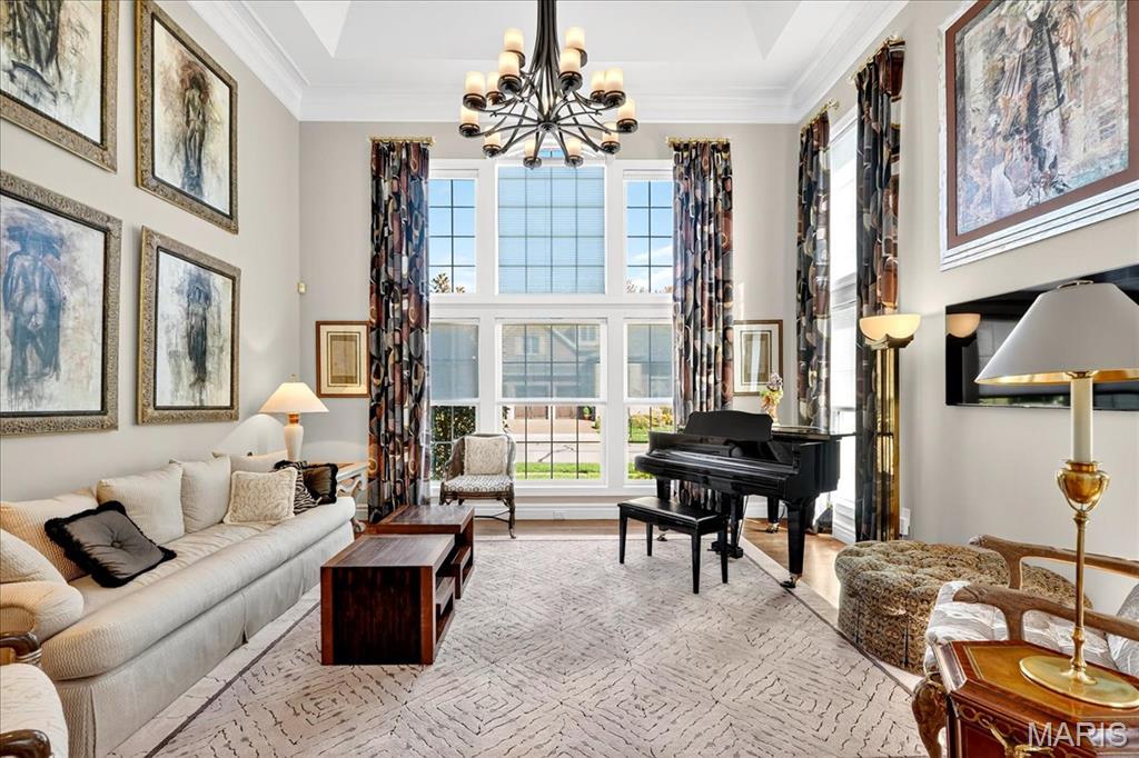 295 Meadowbrook Country Club Est