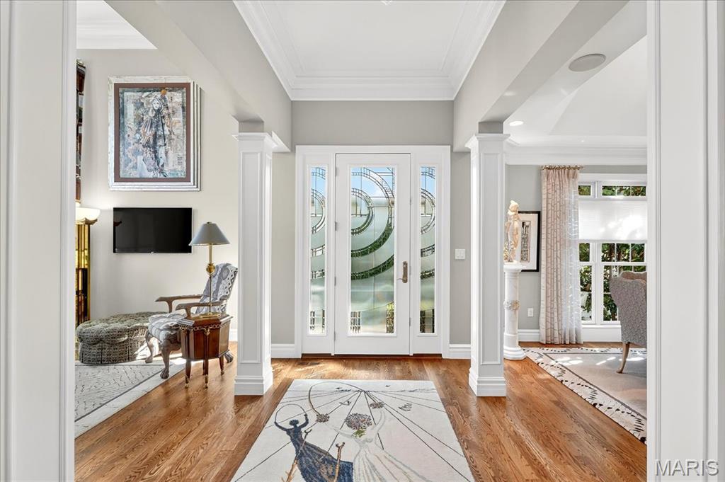 295 Meadowbrook Country Club Est